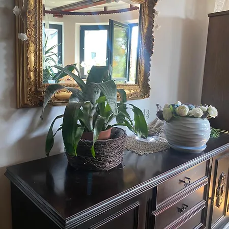 Σπίτι διακοπών A Beautiful House Near Airport Krakow-balice