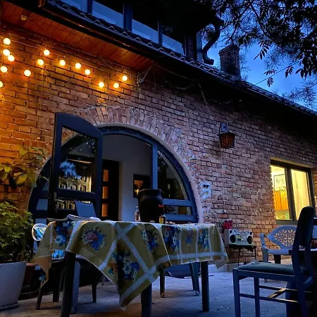 Σπίτι διακοπών A Beautiful House Near Airport Krakow-balice Zalas