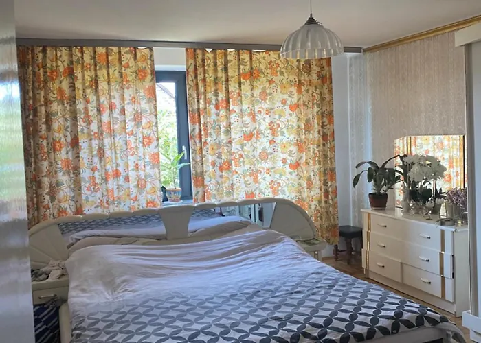 A Beautiful House Near Airport Krakow-balice Tatil Evi *