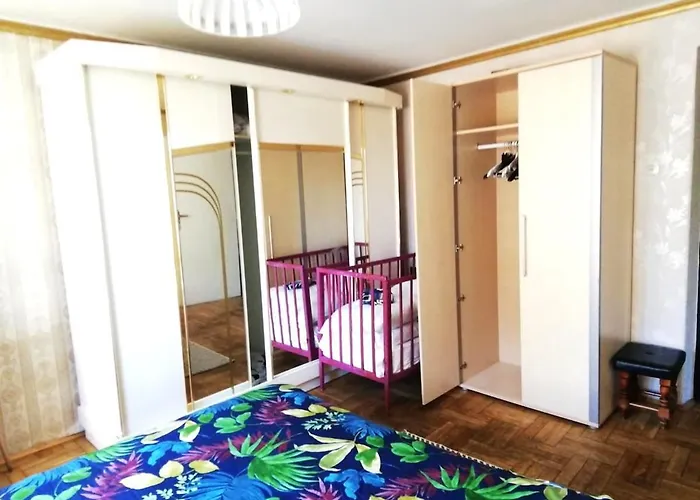 Tatil Evi A Beautiful House Near Airport Krakow-balice *